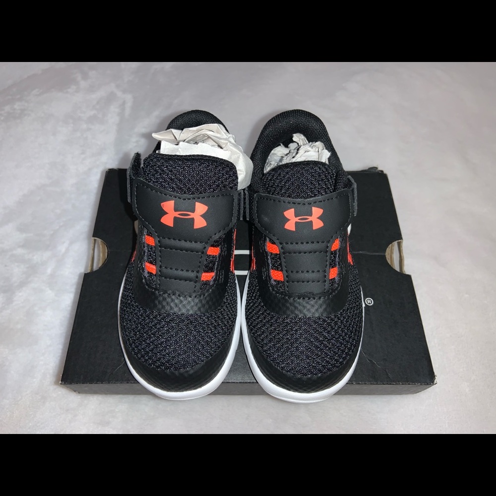 🖤🎃Kids Under Armour shoes 🎃🖤
